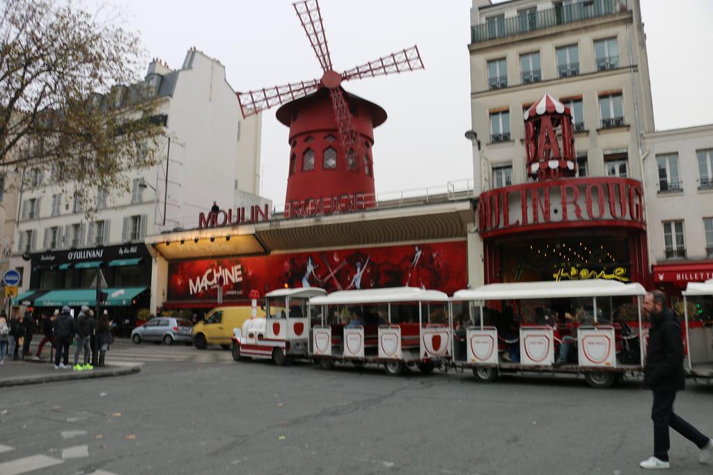 Grand Hotel De Clermont Paris Exterior photo